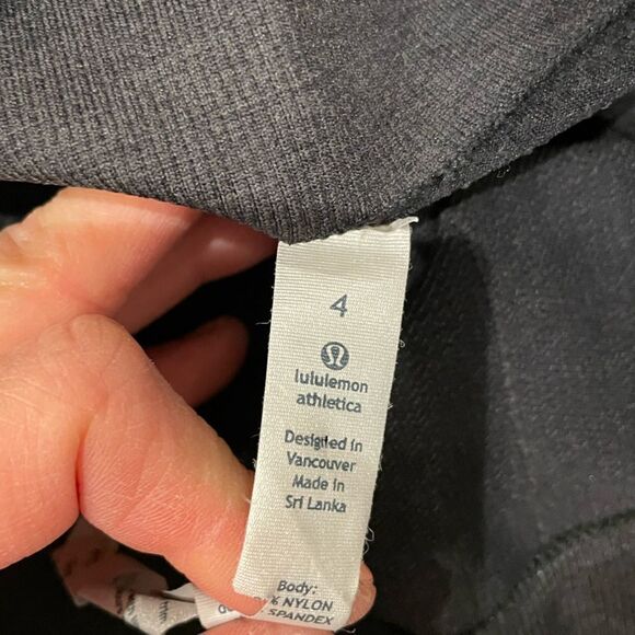 EUC Lululemon Seamless Ebb Legging Charcoal Sz. 4 - Picture 2 of 5